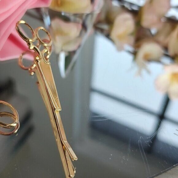 Hair Clips Gold Scissors set of 2  Hair Pin Novelty - Picture 8 of 8